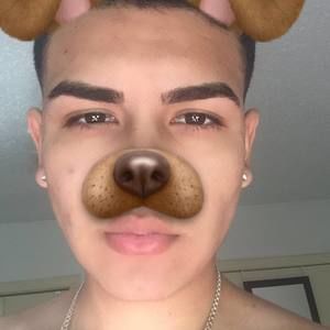 Meet your Posher, Javier